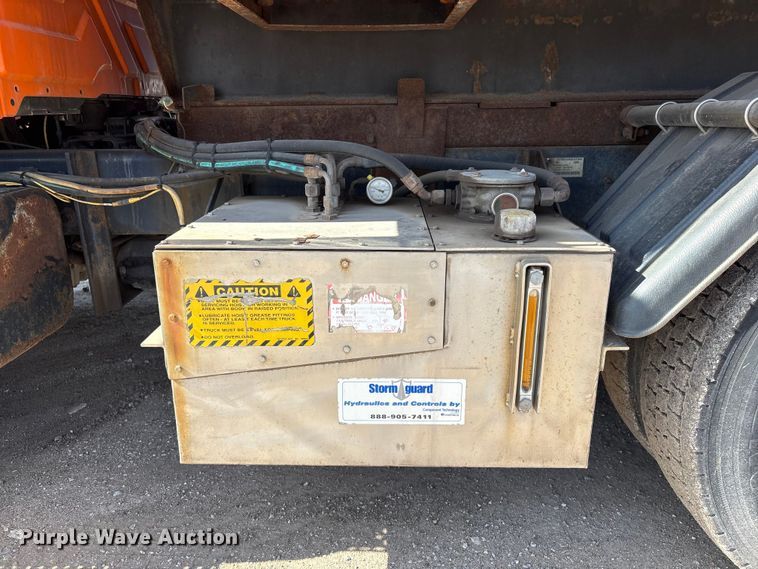 image for item EA4550 2008 International Workstar 7400 dump truck