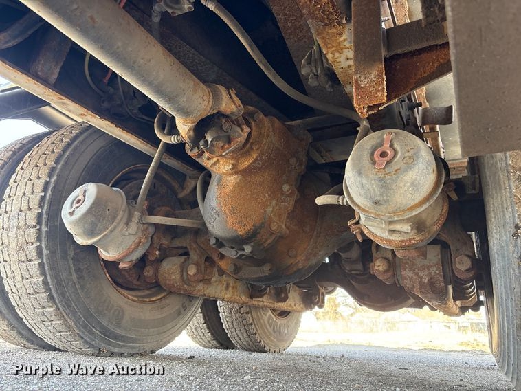 image for item EA4550 2008 International Workstar 7400 dump truck