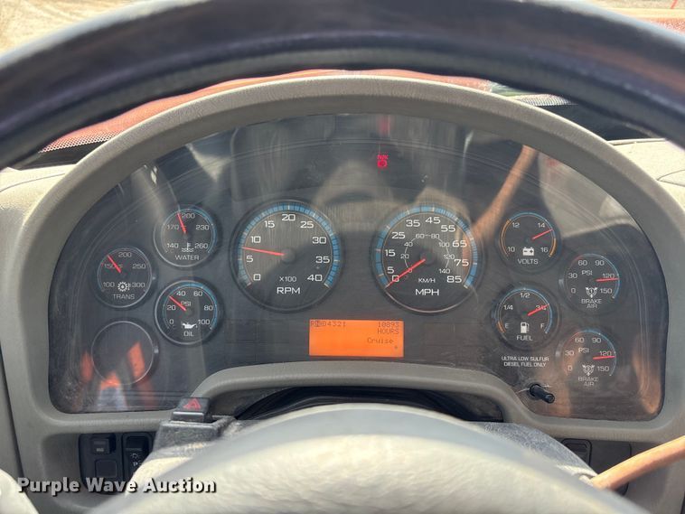 image for item EA4550 2008 International Workstar 7400 dump truck