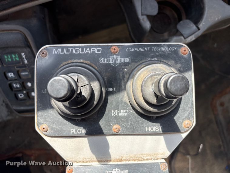 image for item EA4550 2008 International Workstar 7400 dump truck