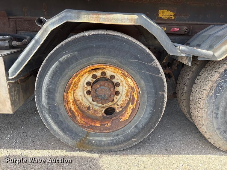 image for item EA4550 2008 International Workstar 7400 dump truck