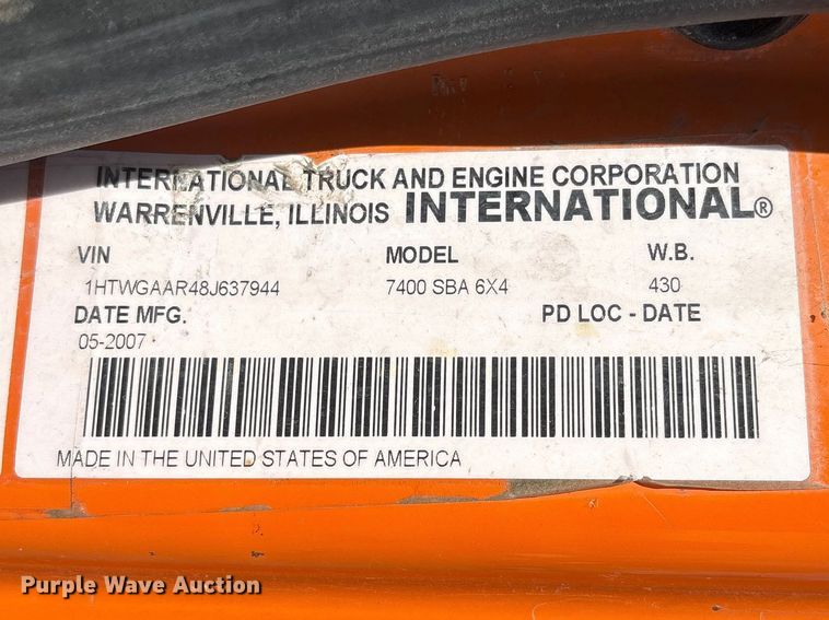 image for item EA4550 2008 International Workstar 7400 dump truck