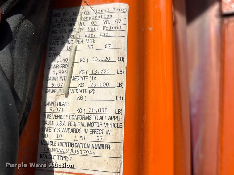 image for item EA4550 2008 International Workstar 7400 dump truck