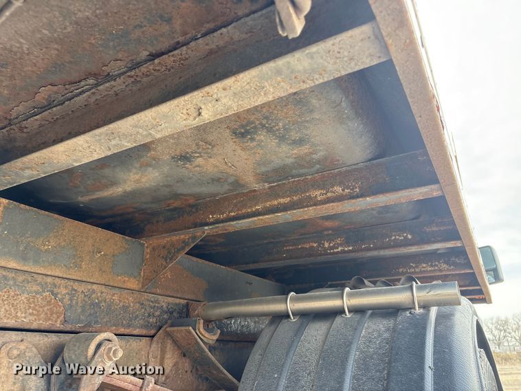 image for item EA4551 2008 Ford F450 Super Duty dump truck