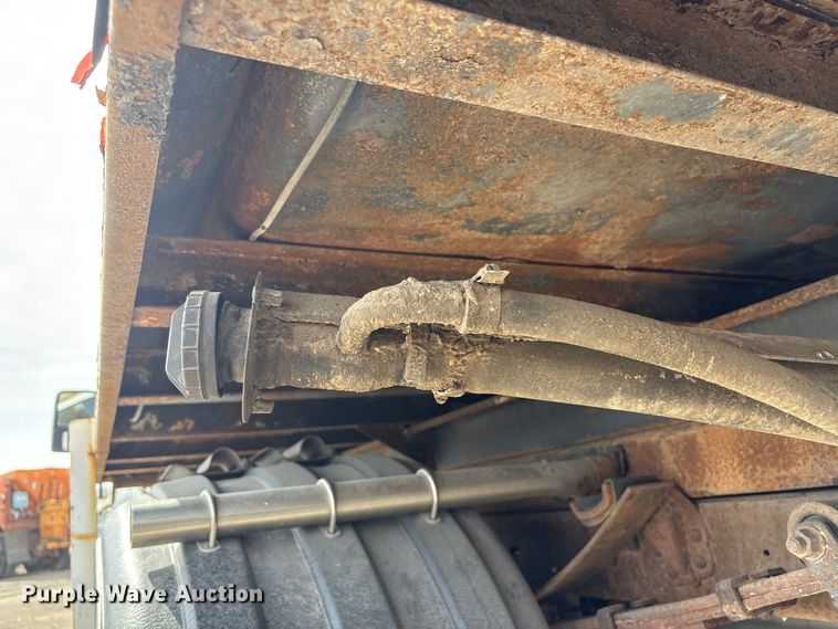 image for item EA4551 2008 Ford F450 Super Duty dump truck