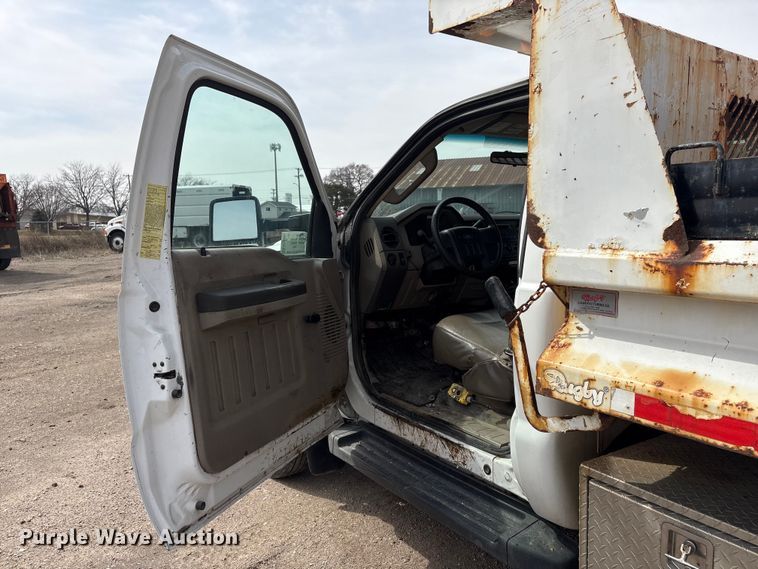 image for item EA4551 2008 Ford F450 Super Duty dump truck