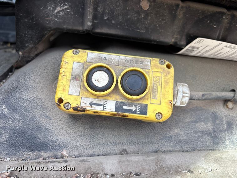 image for item EA4551 2008 Ford F450 Super Duty dump truck