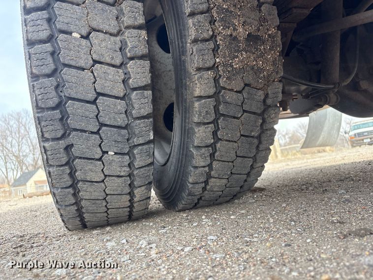 image for item EA4551 2008 Ford F450 Super Duty dump truck