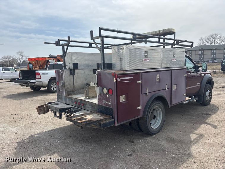 image for item EA4552 2005 Ford F450 Super Duty utility / service truck