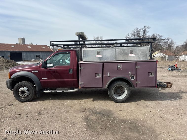 image for item EA4552 2005 Ford F450 Super Duty utility / service truck