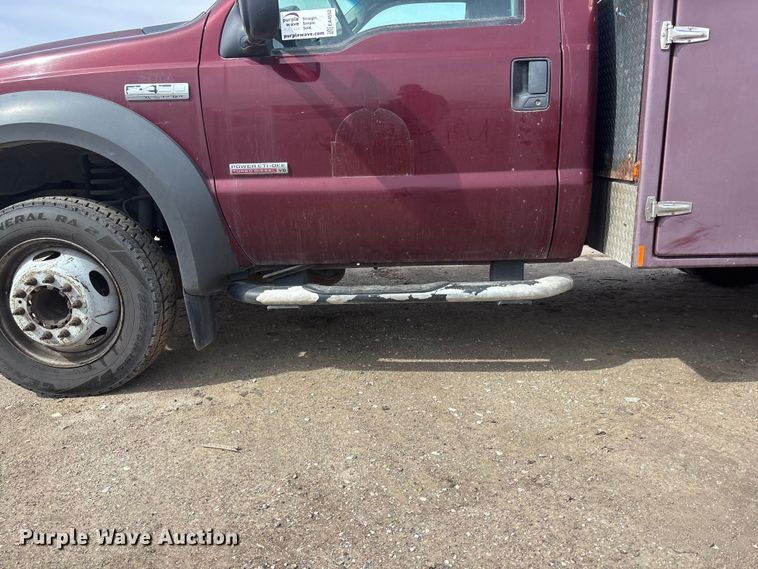 image for item EA4552 2005 Ford F450 Super Duty utility / service truck