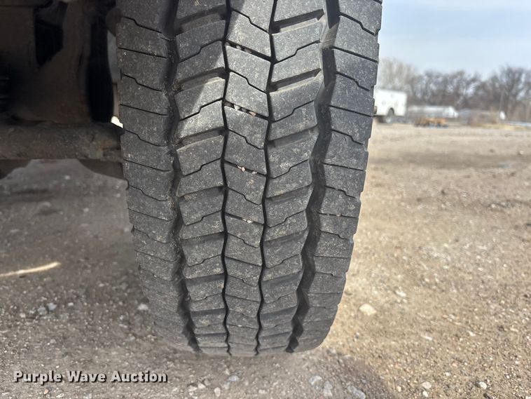 image for item EA4552 2005 Ford F450 Super Duty utility / service truck