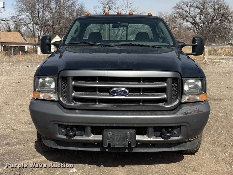 image for item EA4553 2004 Ford F350 Super Duty Ext. Cab utility bed pickup truck