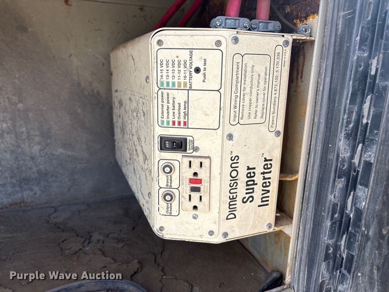 image for item EA4553 2004 Ford F350 Super Duty Ext. Cab utility bed pickup truck