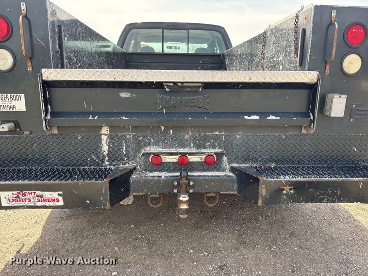 image for item EA4553 2004 Ford F350 Super Duty Ext. Cab utility bed pickup truck