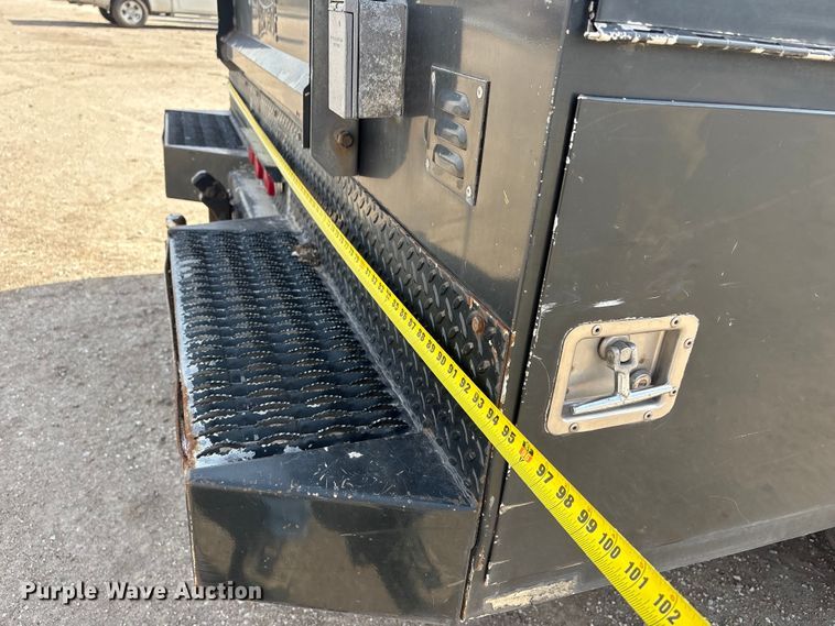 image for item EA4553 2004 Ford F350 Super Duty Ext. Cab utility bed pickup truck