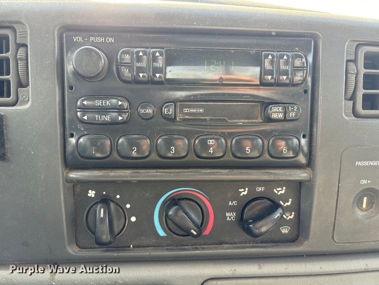 image for item EA4553 2004 Ford F350 Super Duty Ext. Cab utility bed pickup truck