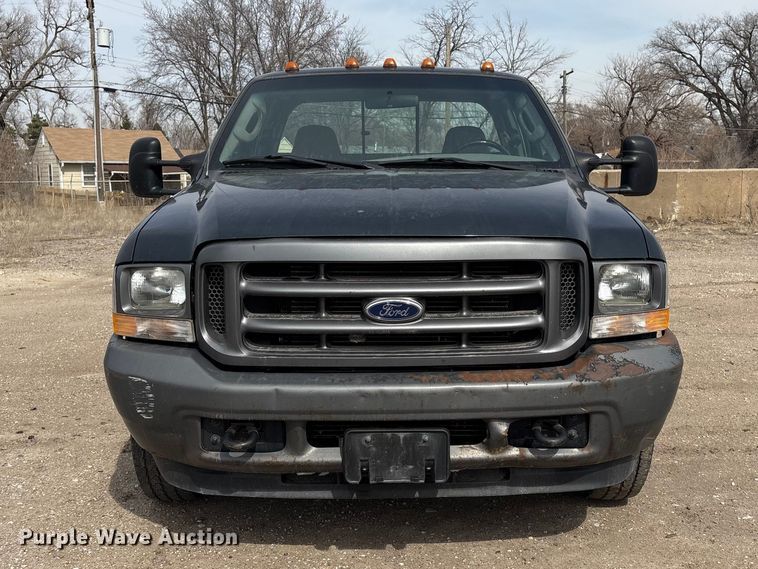 image for item EA4554 2004 Ford F350 Super Duty Ext. Cab utility bed pickup truck