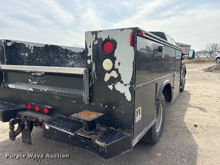 image for item EA4554 2004 Ford F350 Super Duty Ext. Cab utility bed pickup truck