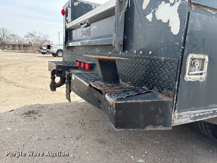 image for item EA4554 2004 Ford F350 Super Duty Ext. Cab utility bed pickup truck