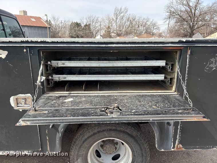 image for item EA4554 2004 Ford F350 Super Duty Ext. Cab utility bed pickup truck