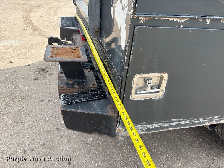 image for item EA4554 2004 Ford F350 Super Duty Ext. Cab utility bed pickup truck
