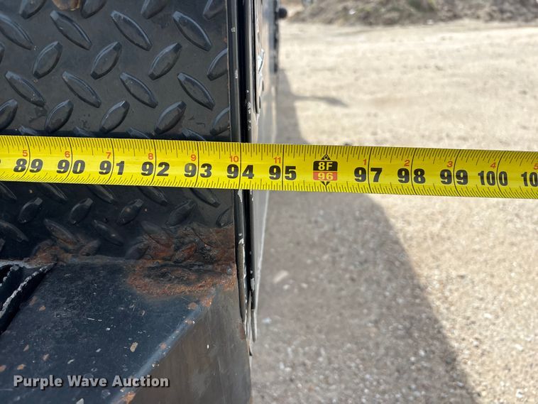 image for item EA4554 2004 Ford F350 Super Duty Ext. Cab utility bed pickup truck