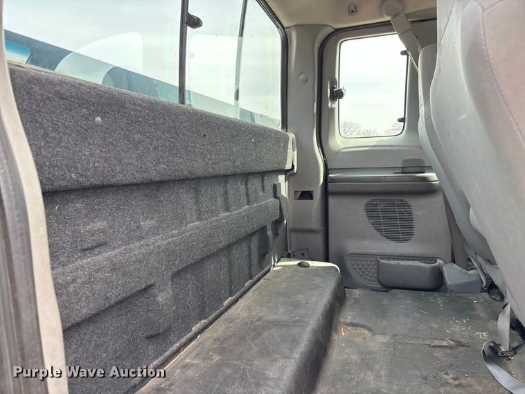 image for item EA4554 2004 Ford F350 Super Duty Ext. Cab utility bed pickup truck