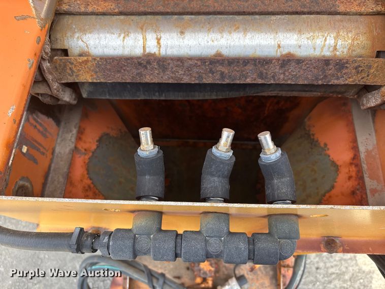 image for item EA4555 2007 International SF625 dump truck