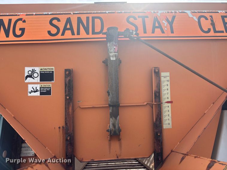 image for item EA4555 2007 International SF625 dump truck