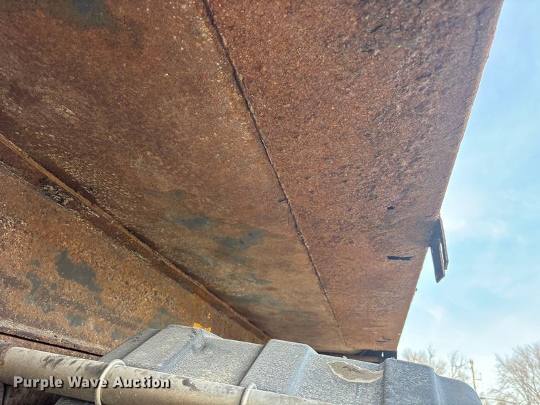 image for item EA4555 2007 International SF625 dump truck