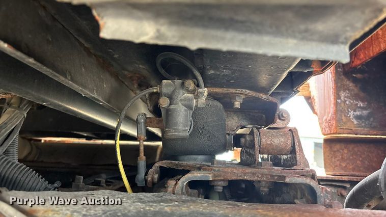 image for item EA4555 2007 International SF625 dump truck