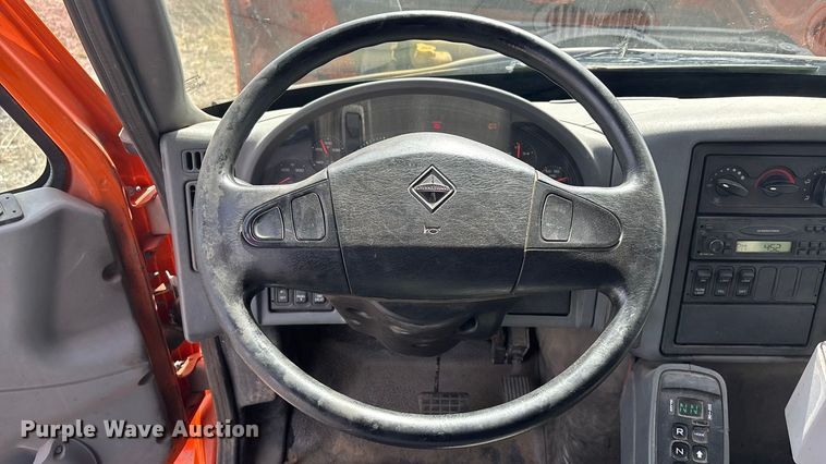 image for item EA4555 2007 International SF625 dump truck