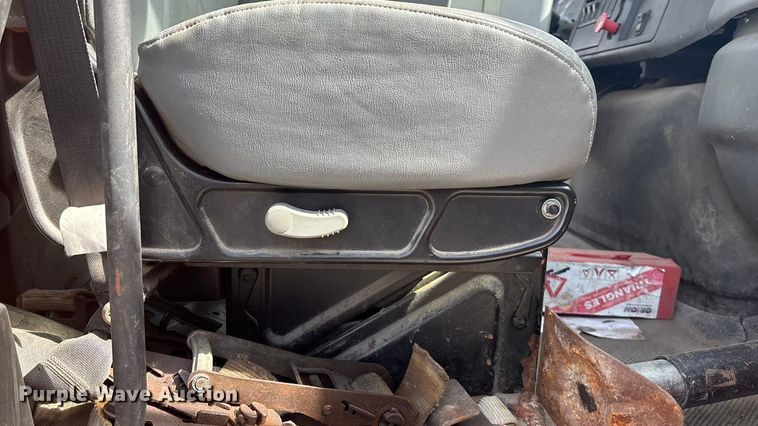 image for item EA4555 2007 International SF625 dump truck