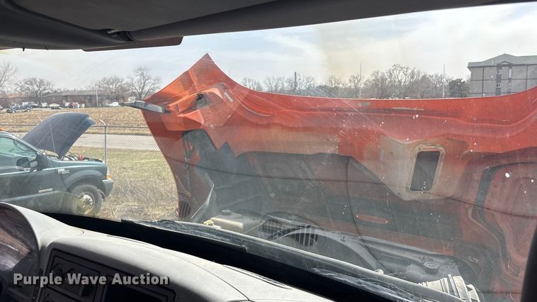 image for item EA4555 2007 International SF625 dump truck