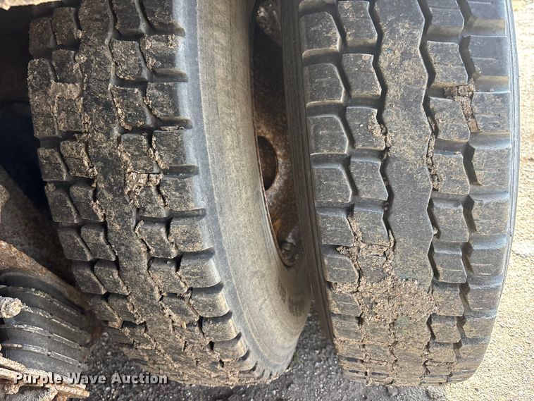 image for item EA4555 2007 International SF625 dump truck