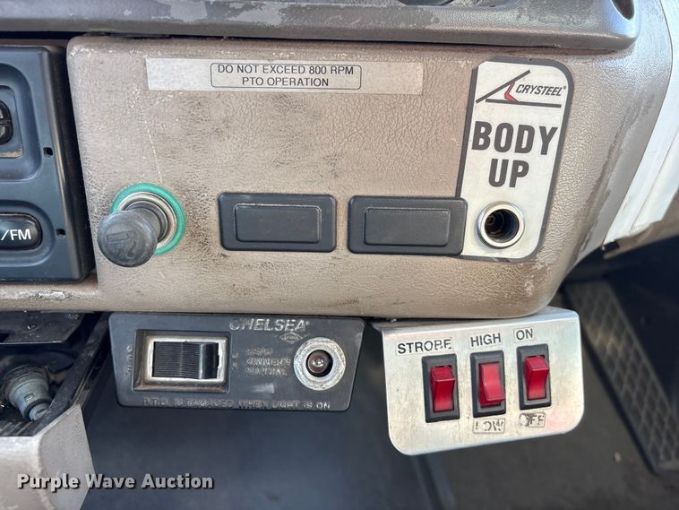 image for item EA4556 2001 Sterling M7500  chipper truck