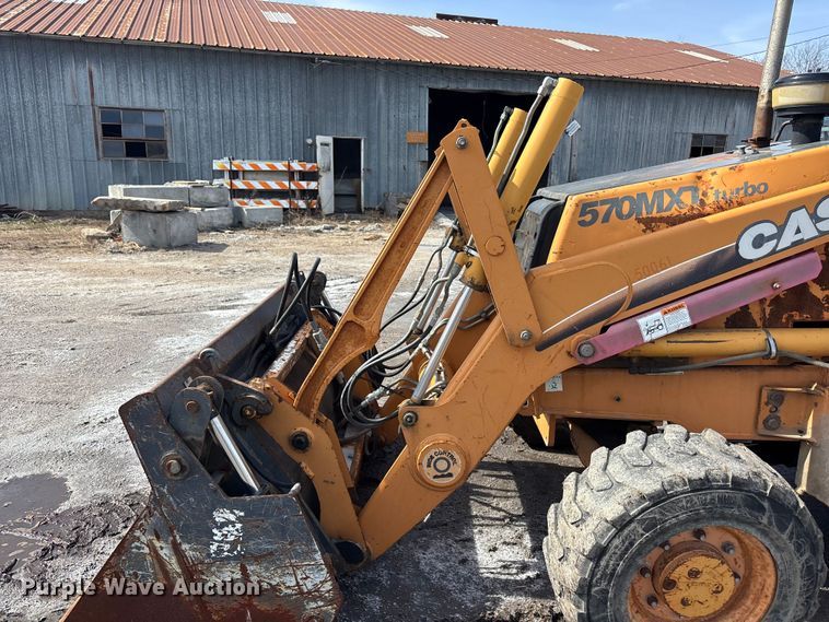image for item EA4557 2004 Case 570 MXT landscape tractor