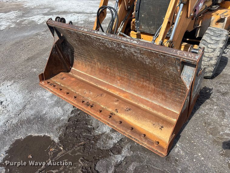 image for item EA4557 2004 Case 570 MXT landscape tractor