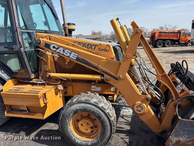 image for item EA4557 2004 Case 570 MXT landscape tractor