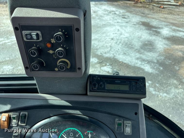 image for item EA4557 2004 Case 570 MXT landscape tractor