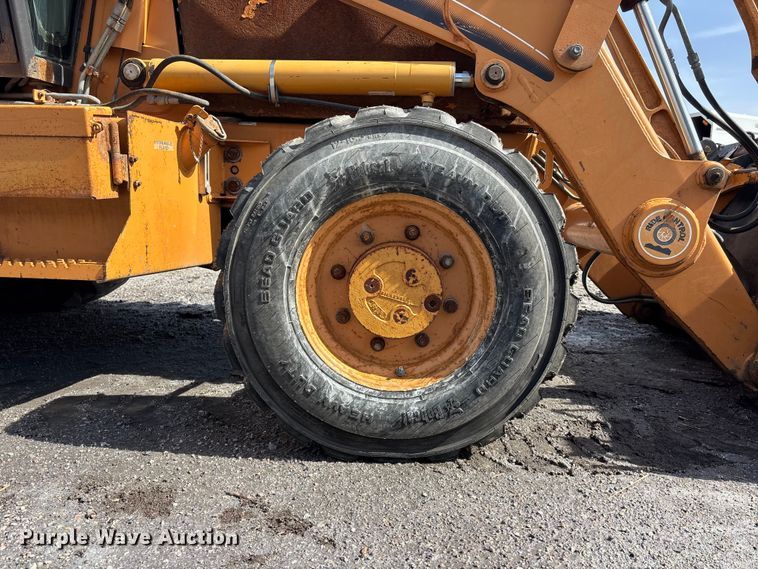 image for item EA4557 2004 Case 570 MXT landscape tractor