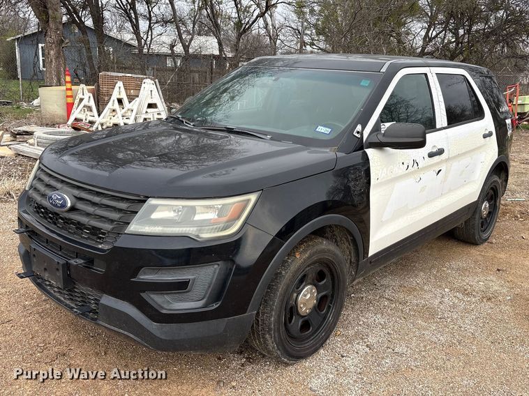 image for item EA7952 2016 Ford Explorer Police SUV