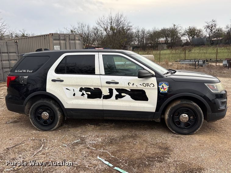image for item EA7952 2016 Ford Explorer Police SUV