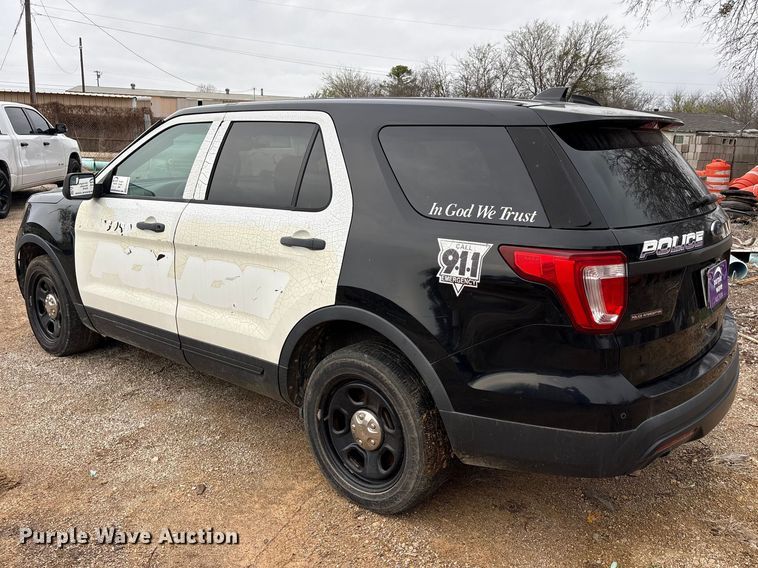 image for item EA7952 2016 Ford Explorer Police SUV