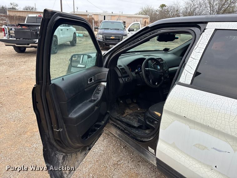 image for item EA7952 2016 Ford Explorer Police SUV