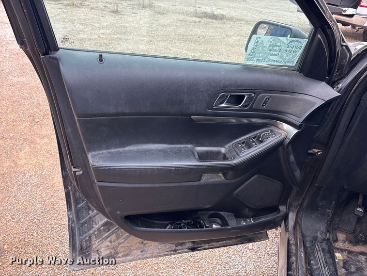 image for item EA7952 2016 Ford Explorer Police SUV