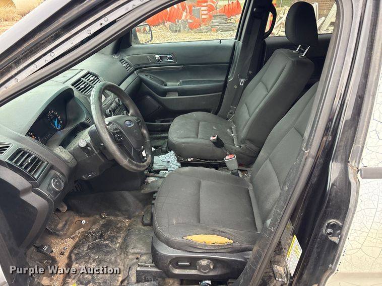 image for item EA7952 2016 Ford Explorer Police SUV