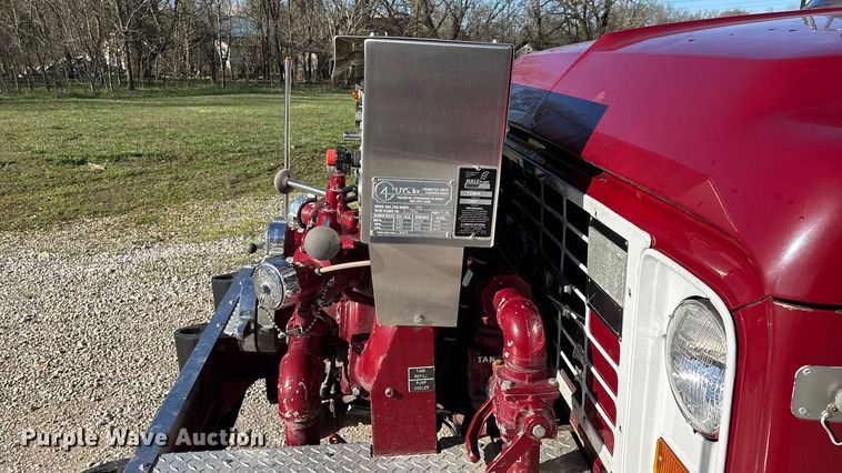 image for item ED2462 1969 GMC 6500 V-Eight pumper fire truck
