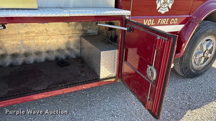 image for item ED2462 1969 GMC 6500 V-Eight pumper fire truck